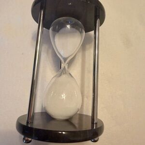Modern Hourglass Sand Timer in Black and Silver with White Sand